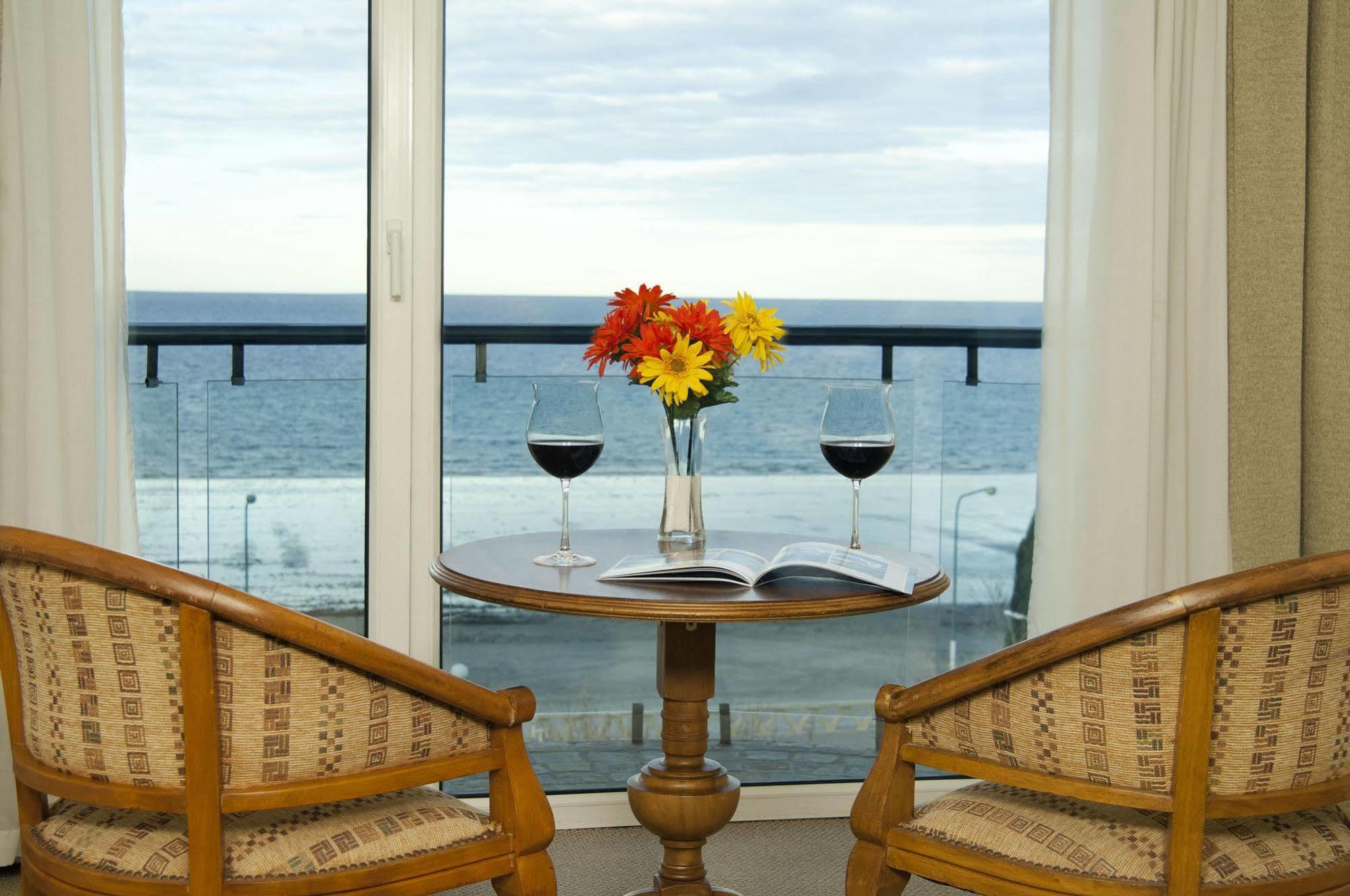Hotel Piren Puerto Madryn Ngoại thất bức ảnh