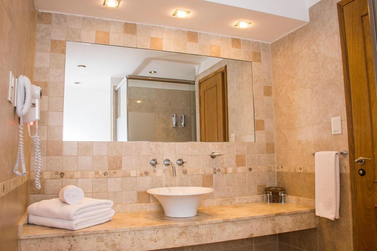 Hotel Piren Puerto Madryn Ngoại thất bức ảnh